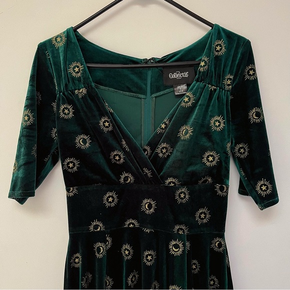 Modcloth × Collectif Trixie Green Velvet
Starlight Glitter Swing Dress - Picture 3 of 7